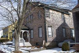 ホイットフィールド船長邸